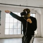 People Are Living in VR Full-Time — Here’s What That’s Like