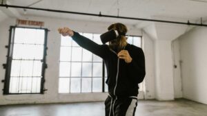 People Are Living in VR Full-Time — Here’s What That’s Like