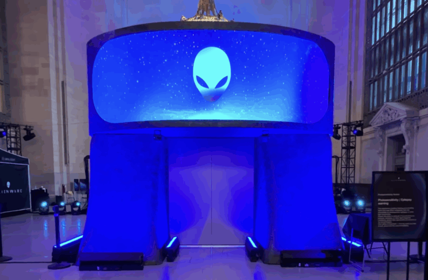 Alienware Turns Grand Central Into a Real-Life Video Game