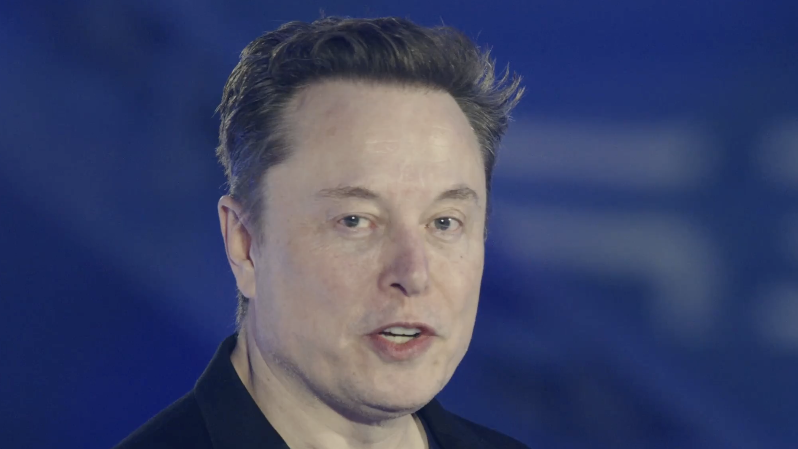 "I Just Wanna Live Long Enough to See the Mass Driver on the Moon," Elon Musk Says He Wants to Build an A.I. Satellite Factory on the Moon