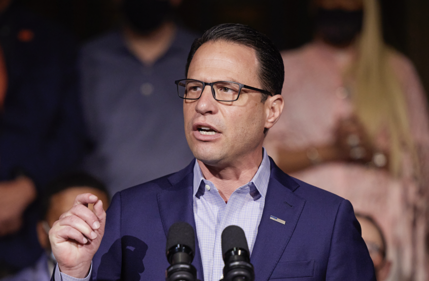 Governor Josh Shapiro Signs Bipartisan Bill Requiring Students to Learn Cursive, “It Means They Spend More Time With a Pen — Not a Tablet,” He Says