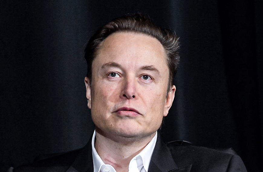 "AI and Robotics Will Mean Everyone Can Have a Penthouse If They Want," Elon Musk Says While Advocating Universal High Income