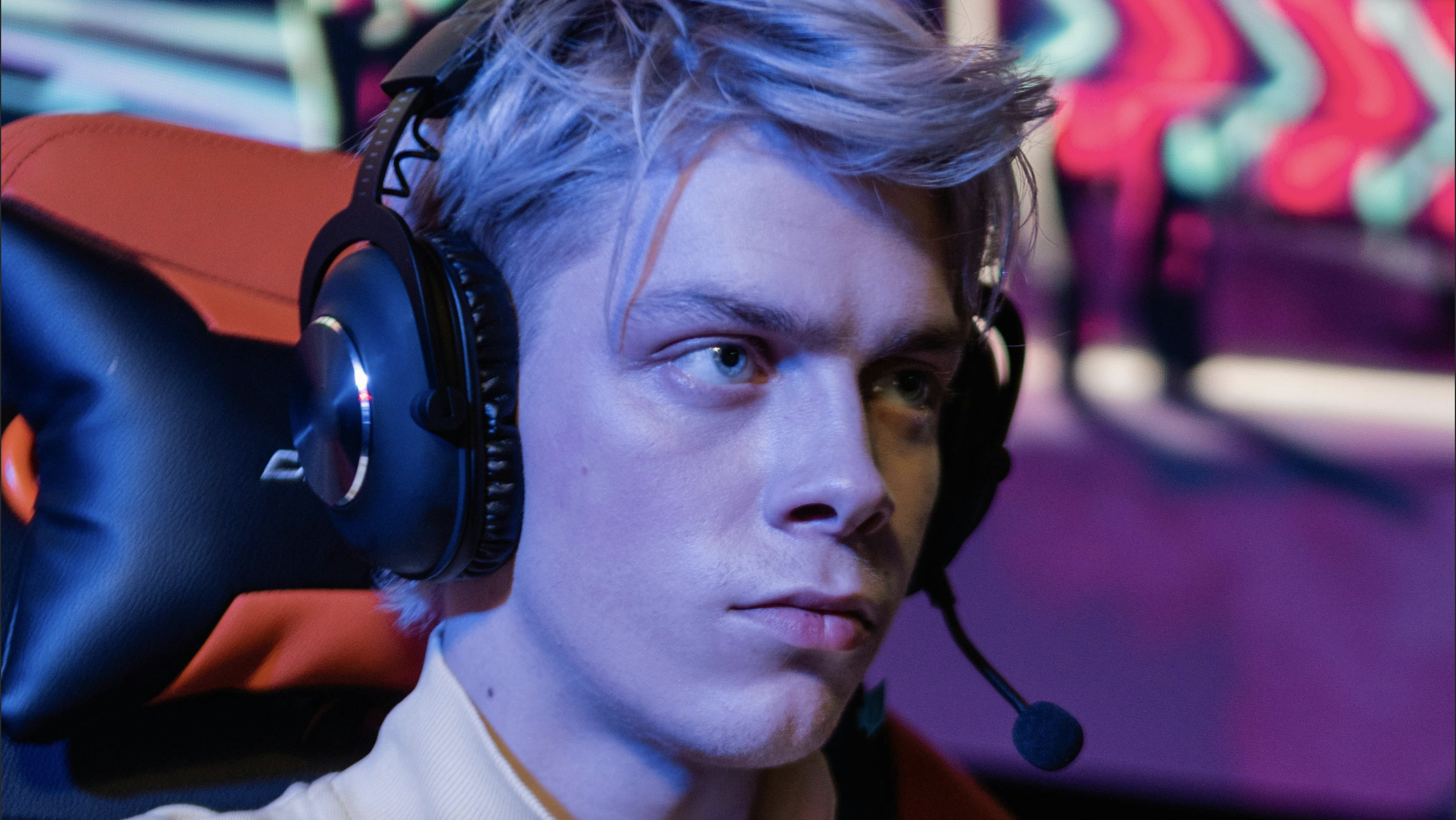 Transportation Department Targets Gamers to Address Air Traffic Controller Shortage