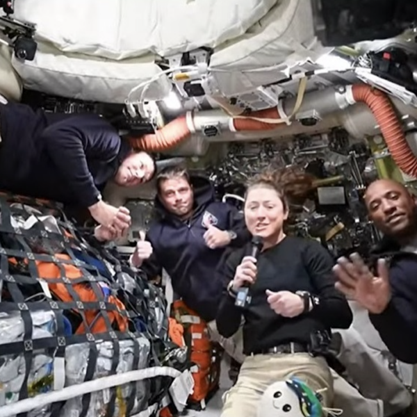 Netflix to Livestream NASA’s Artemis II Moon Flyby on Monday