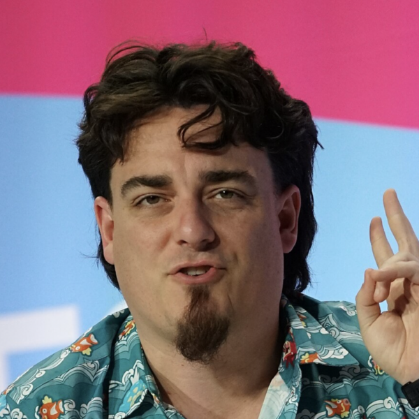 "Smart TVs should be illegal, I am only half-joking," Billionaire CEO Palmer Luckey Says Citing National Security Risks from Automatic Screen Capture