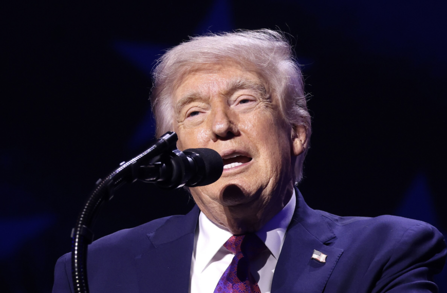 Trump Says America Is Expanding Its Oil Export Infrastructure — "We're Building Bigger Docks" — as Global Buyers Flock to U.S. Crude