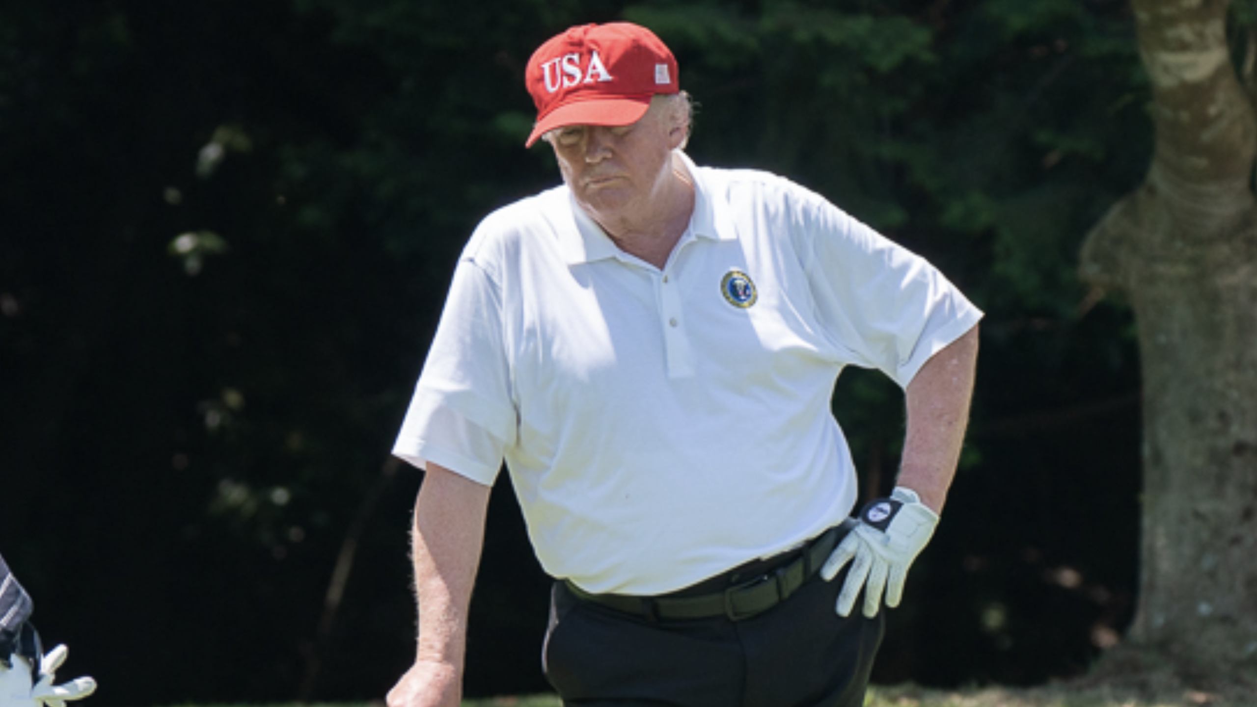 Trump Departs White House for Unannounced Destination, Ends Up at His Own Golf Club — Another Taxpayer-Funded Weekend Amid Iran War and Economic Unrest